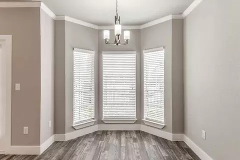 9701 Meyer Forest Dr, Houston, TX 77096 photo 17