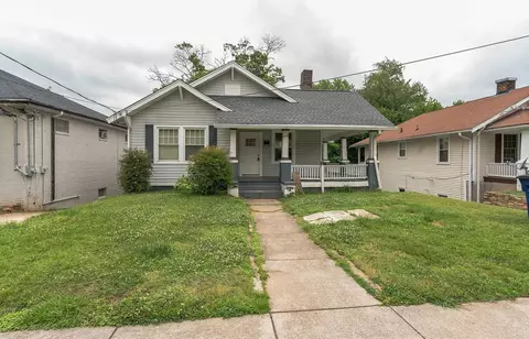 512 Granville Dr, Winston Salem, NC 27101