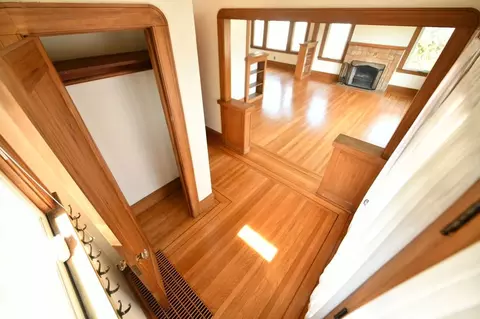 5301 Miles Ave, Oakland, CA 94618