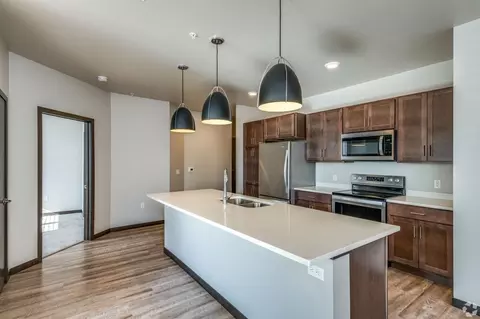 798 Element Way, Ashwaubenon, WI 54304