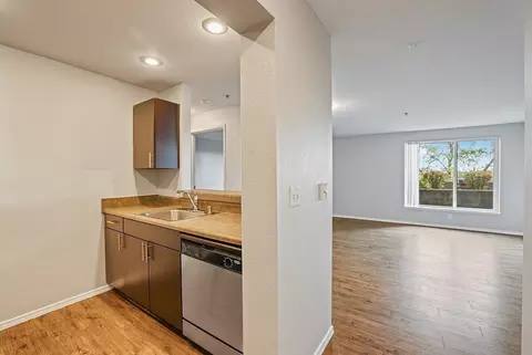 2922 Western Ave, Seattle, WA 98121 photo 28