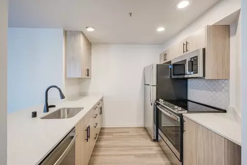 2922 Western Ave, Seattle, WA 98121 photo 27