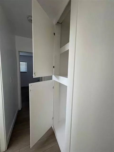 445 Rose Ave, Long Beach, CA 90802 photo 6