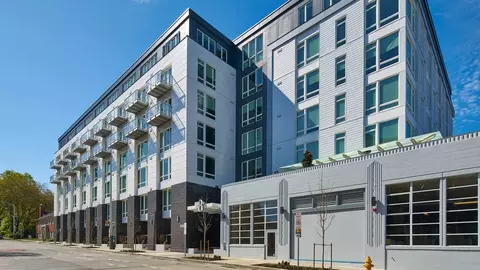 285 8th Ave N, Seattle, WA 98109 photo 2