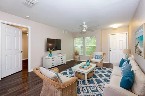 6720 15th St E, Sarasota, FL 34243 photo 5