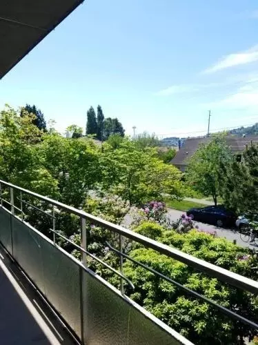 2210 Minor Ave E, Seattle, WA 98102