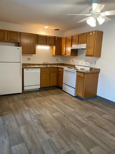 401 SW Elm St, Ankeny, IA 50023