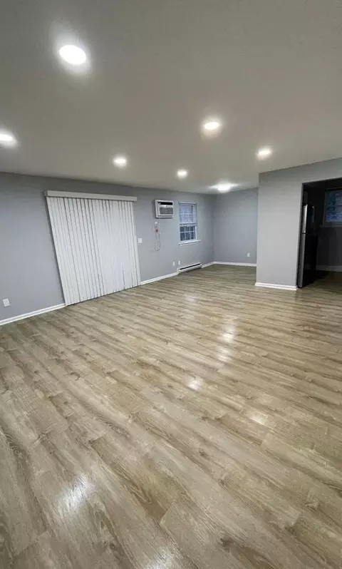 2216 Mack Blvd, Allentown, PA 18103