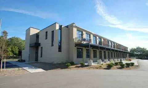 855 Michigan St NE, Grand Rapids, MI 49503