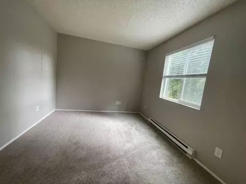 12450 SE Powell Ct, Portland, OR 97236 photo 8