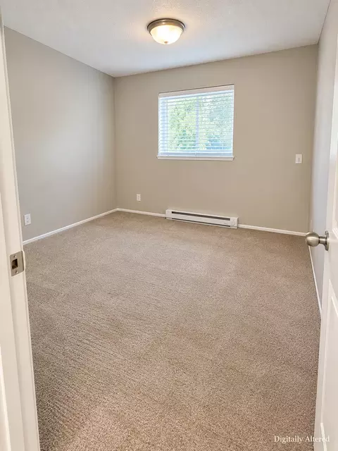 12450 SE Powell Ct, Portland, OR 97236 photo 26