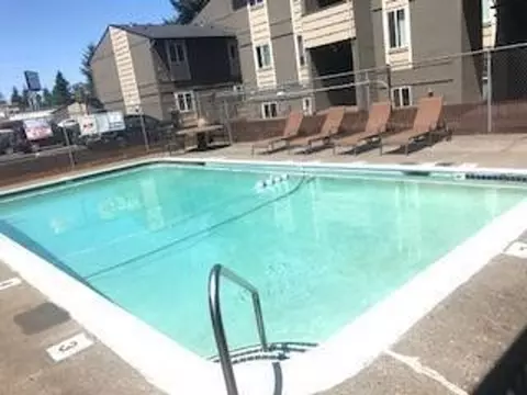 12450 SE Powell Ct, Portland, OR 97236 photo 13