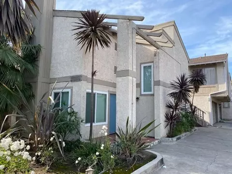 2645 Santa Ana Ave, Costa Mesa, CA 92627