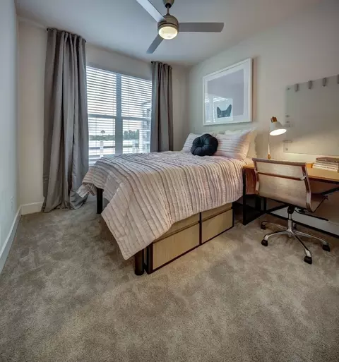 200 Springtown Way, San Marcos, TX 78666