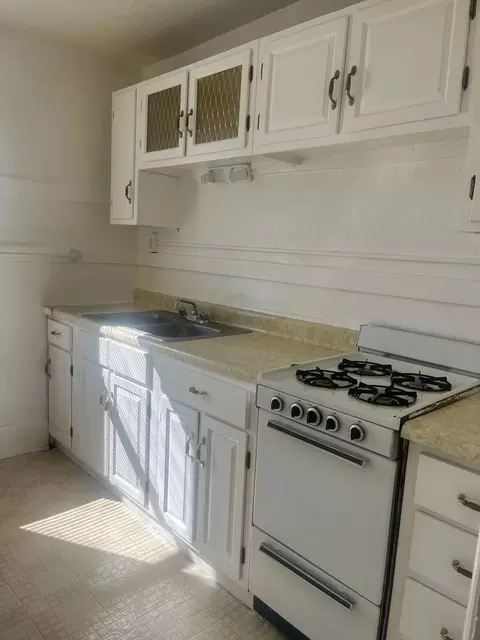 210 S Weber St, Colorado Springs, CO 80903