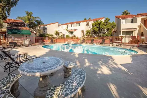 8633 La Mesa Blvd, La Mesa, CA 91942