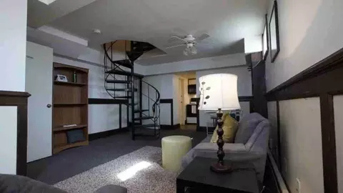 416 N Carroll St, Madison, WI 53703