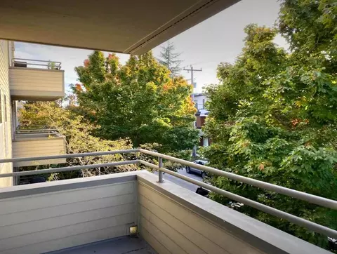 3000 60th Ave SW, Seattle, WA 98116
