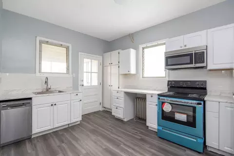 Stamford Ave, Stamford, CT 06902