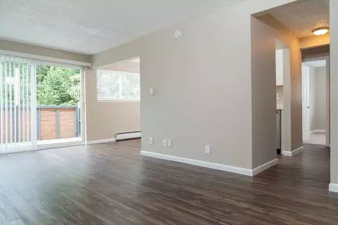 616 N Anderson St, Tacoma, WA 98406