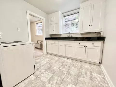 722 10th Ave E, Seattle, WA 98102