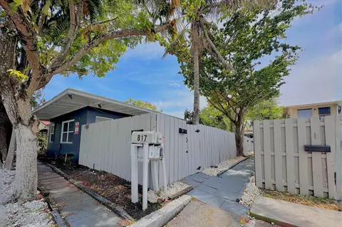 817 NE 19th Ave, Fort Lauderdale, FL 33304