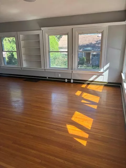 503 Hulman St, Terre Haute, IN 47802