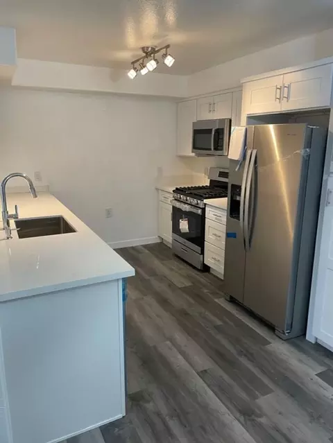900 Doolittle Ave, Las Vegas, NV 89106