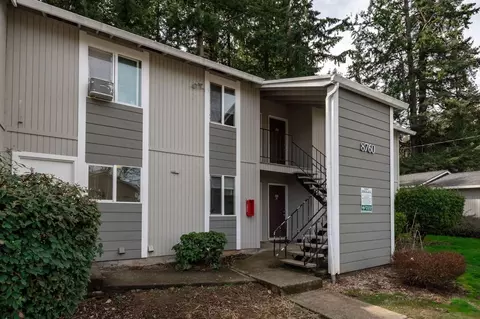 8778 N Columbia Blvd, Portland, OR 97203