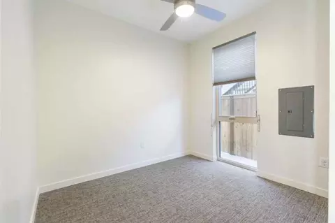 5880 N Greeley Ave, Portland, OR 97217