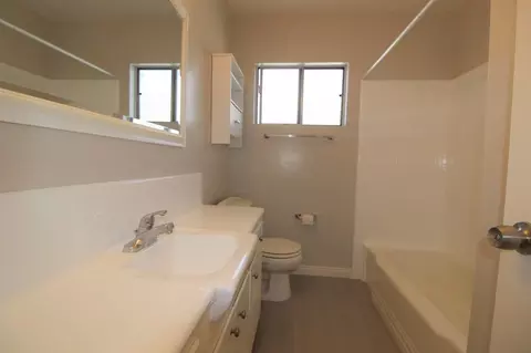 5853 Greenleaf Ave, Whittier, CA 90601 photo 5