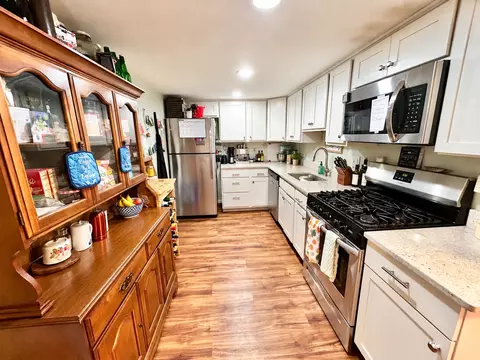 800 W Huron St, Ann Arbor, MI 48103 photo 17