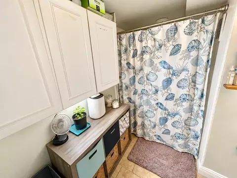 800 W Huron St, Ann Arbor, MI 48103 photo 19