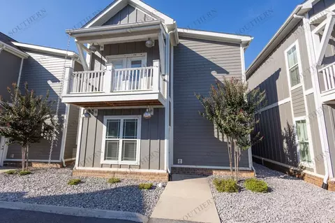 6152 Scottsville Rd, Bowling Green, KY 42104