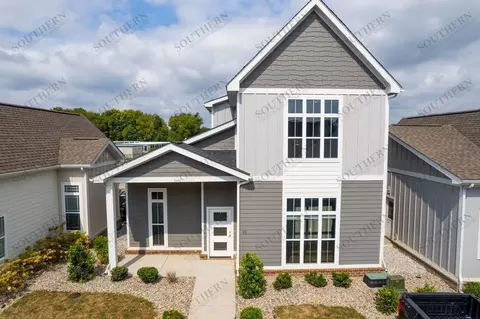 6152 Scottsville Rd, Bowling Green, KY 42104