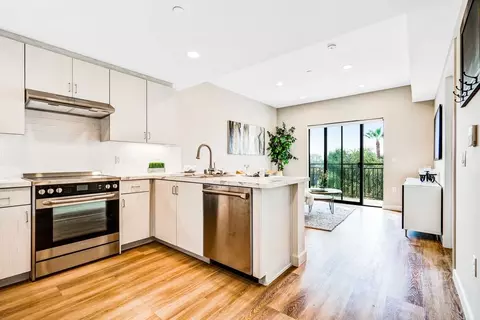 360 E Gladstone St, Azusa, CA 91702