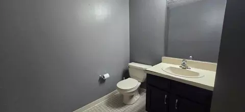 69 Trinity Pl, Albany, NY 12202 photo 2