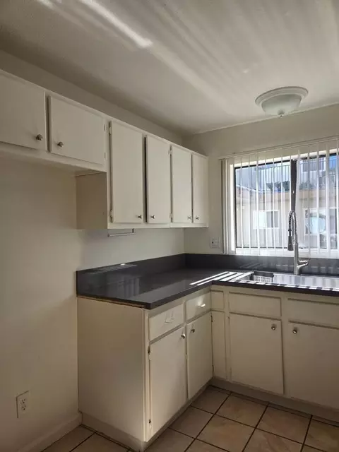 1901 N Spurgeon St, Santa Ana, CA 92706