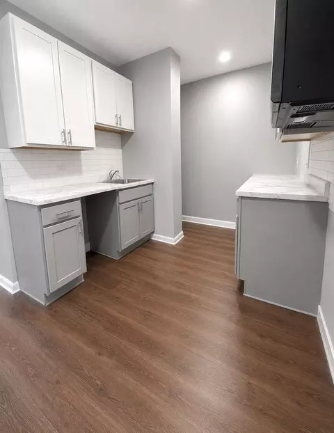 6257 N Lakewood Ave, Chicago, IL 60660