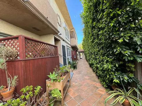 4106 Inglewood Blvd, Los Angeles, CA 90066