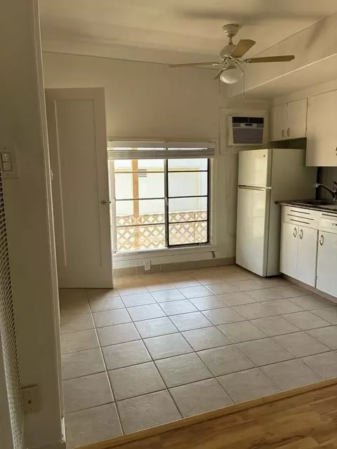 2727 I St, Sacramento, CA 95816