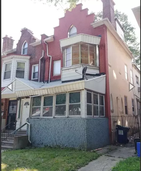 28 N 50th St, Philadelphia, PA 19139