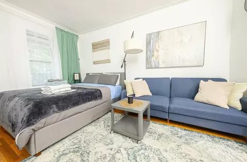 330 E 74th St, New York, NY 10021