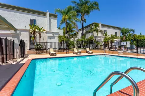 1059 E Bradley Ave, Bostonia, CA 92021