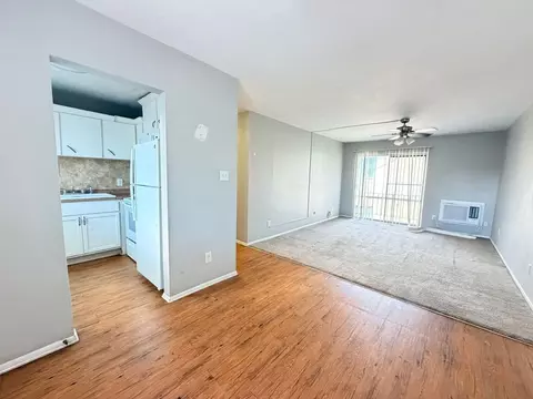 3001 Bee Ridge Rd, Southgate, FL 34239