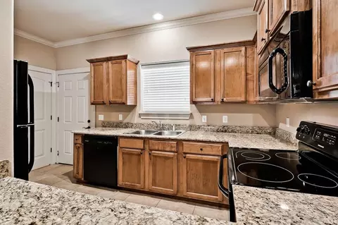 Rochester Cir, Springdale, AR 72764 photo 3