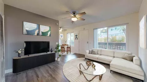 3960 58th St, San Diego, CA 92115