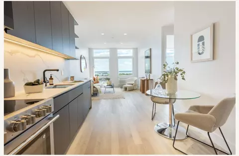 64 Centre Ave, New Rochelle, NY 10801