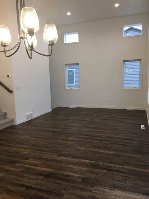 1701 Johnson Dr S, Moorhead, MN 56560