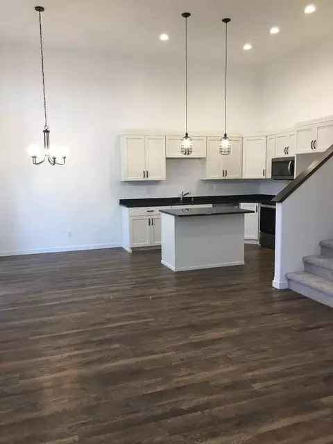 1701 Johnson Dr S, Moorhead, MN 56560